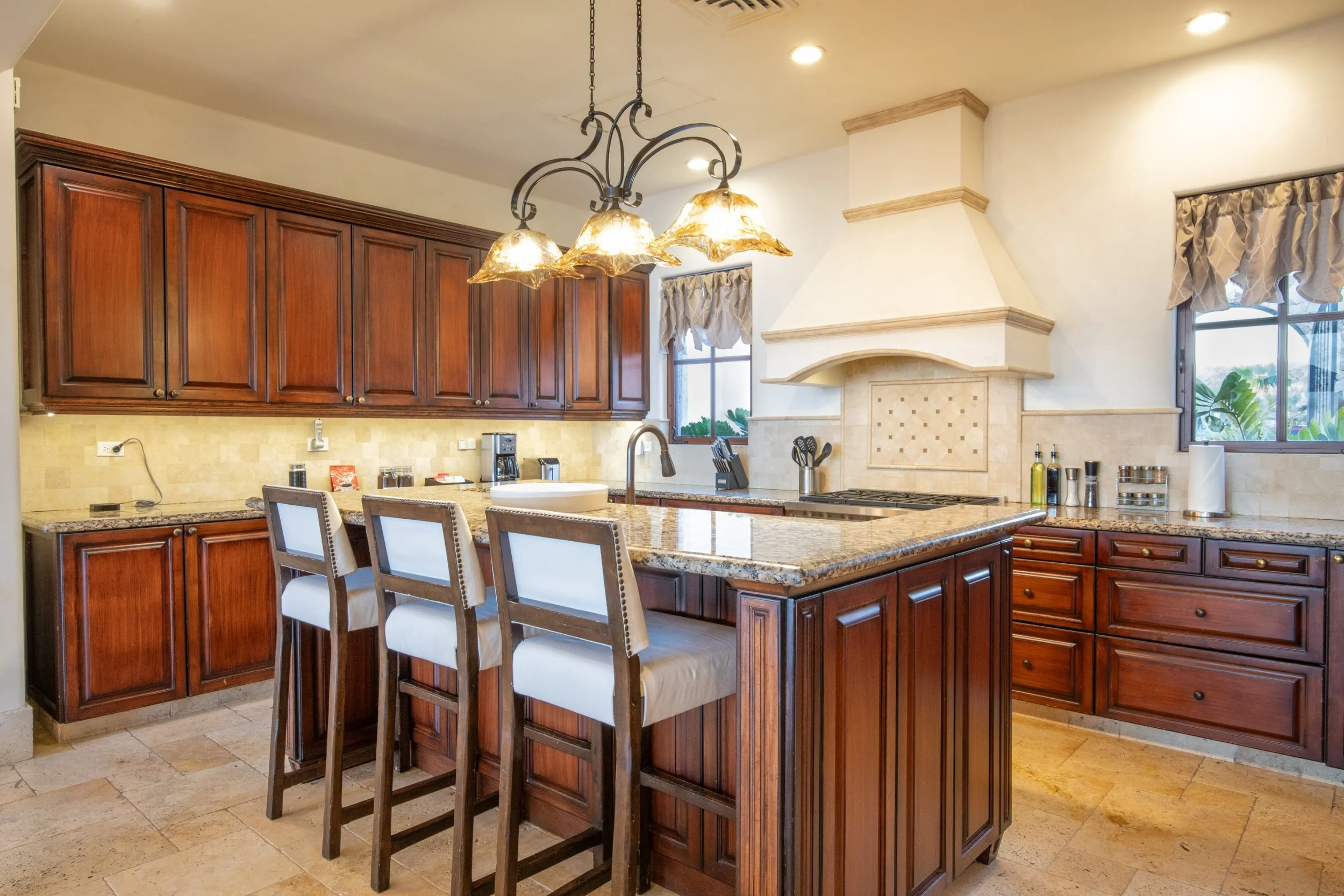 5Y1A1887-HDR-3000x2000.jpg