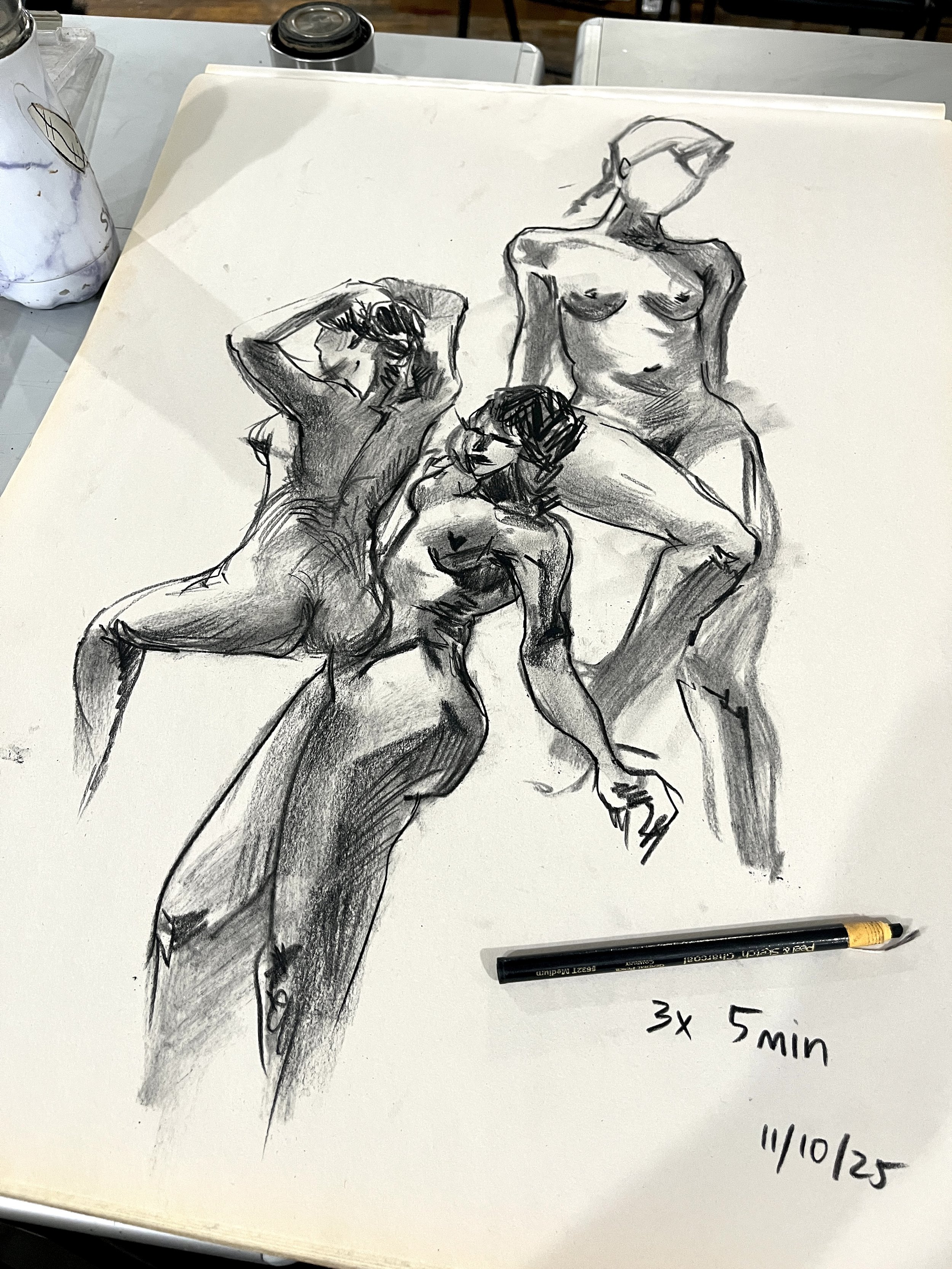 5min figure gestures
• 18" x 24"
• charcoal on newsprint paper