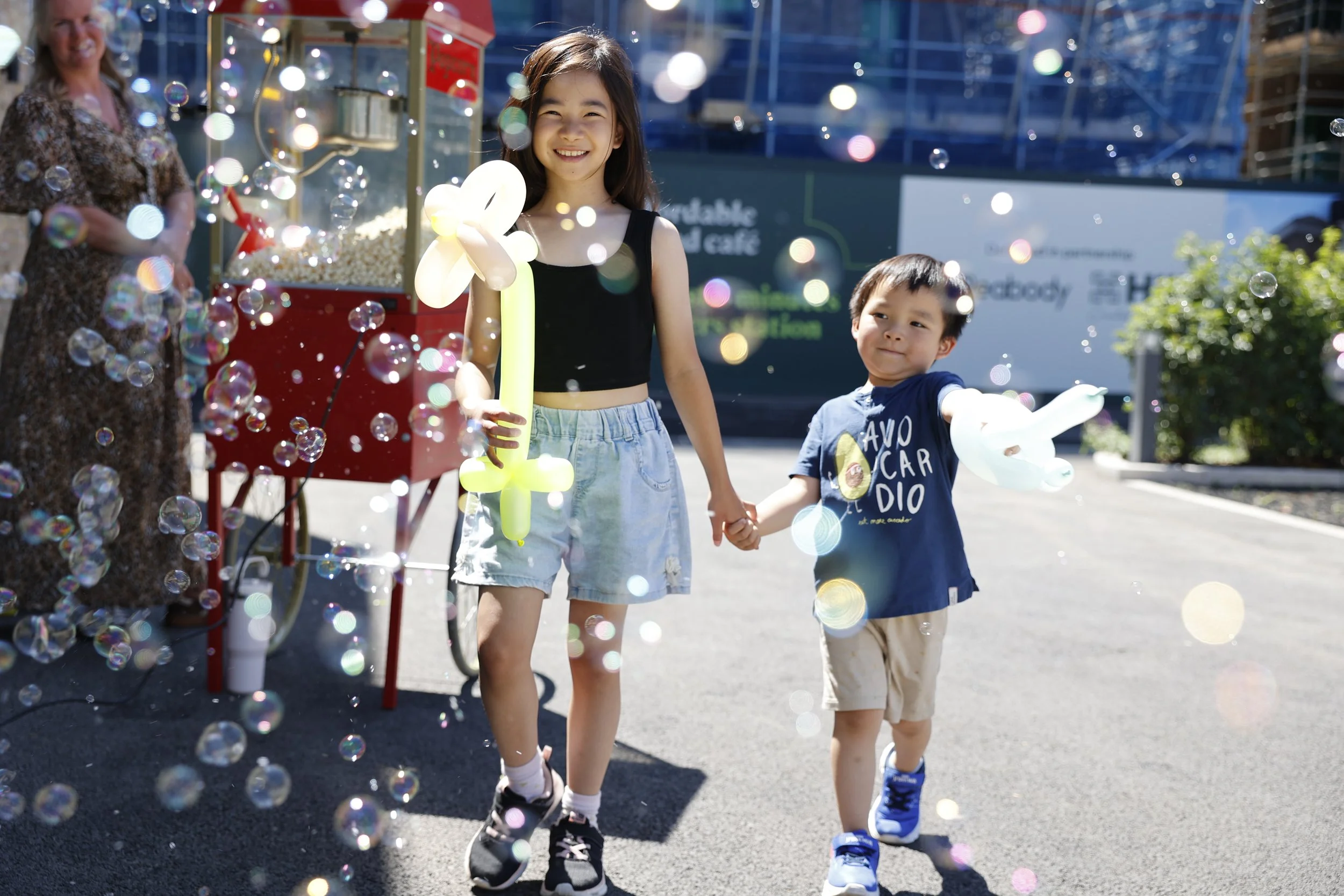 CHILDREN'S ENTERTAINMENT