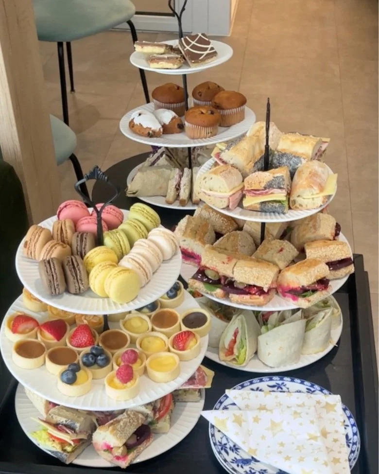 AFTERNOON TEA CROCKERY