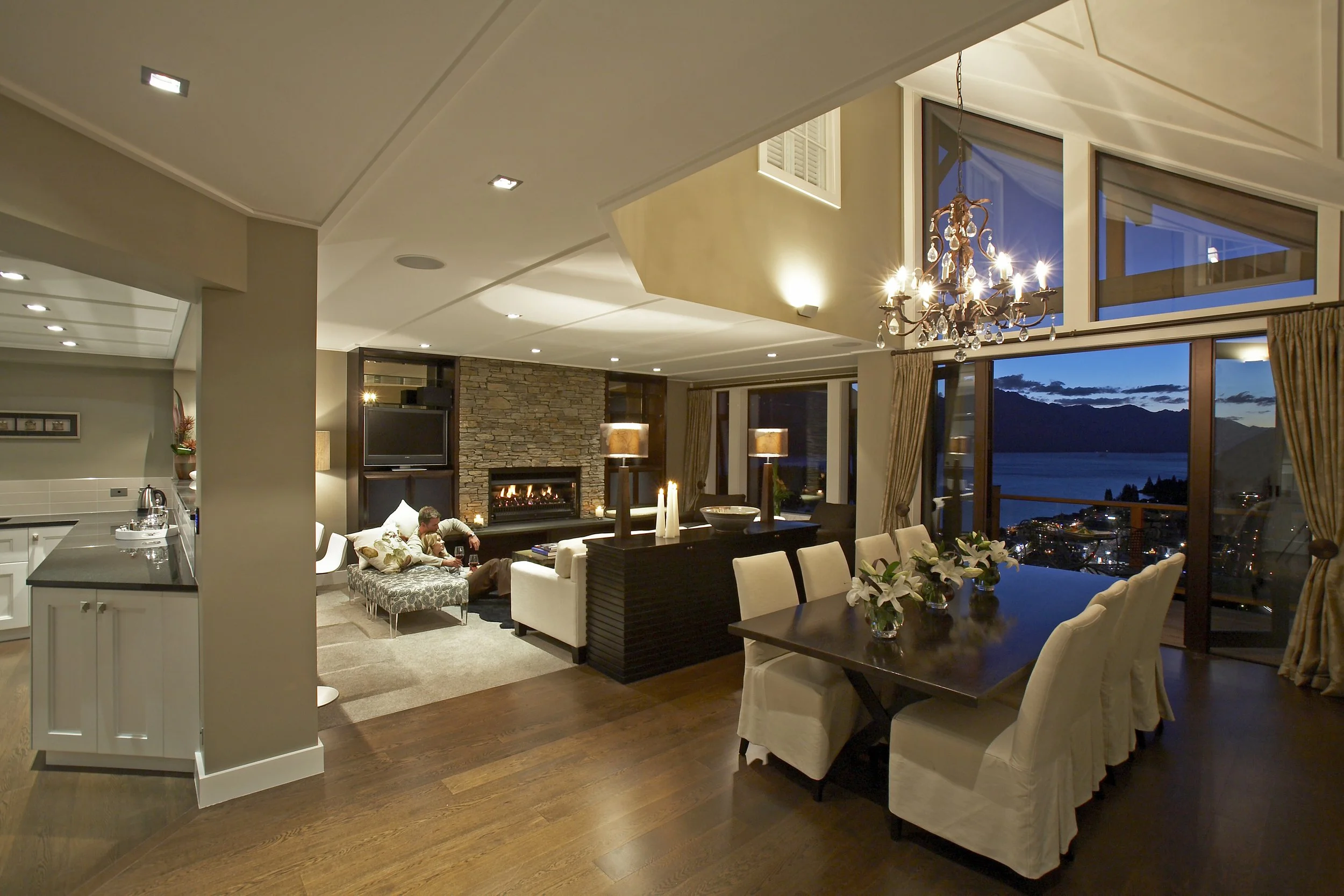 Queenstown, Apartments, Villas, Wood