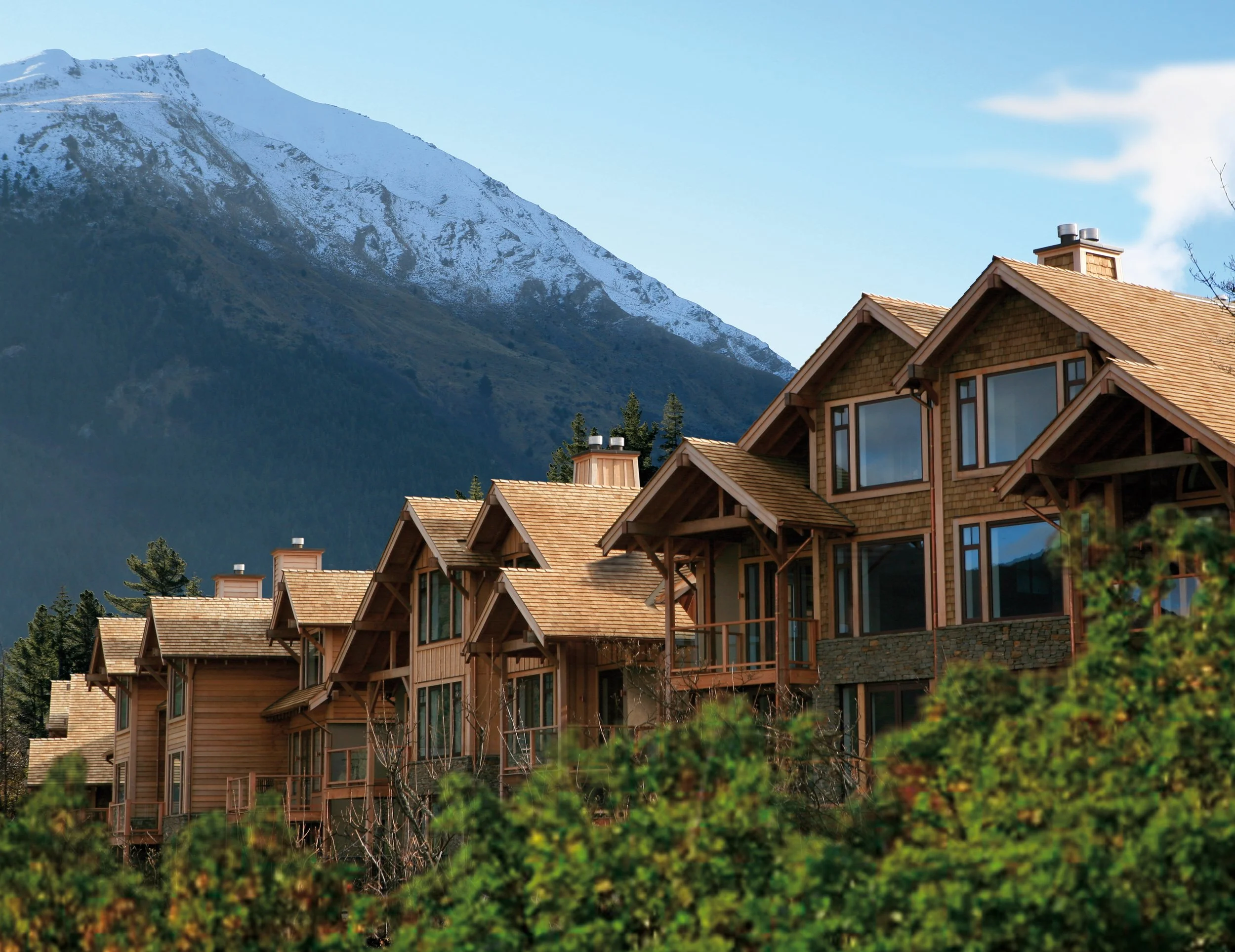 Queenstown, Apartments, Villas, Wood