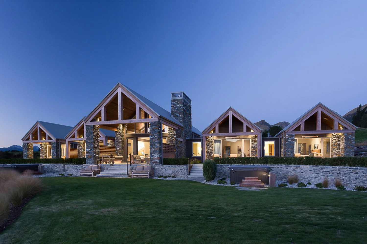 5829-Blanket-Bay-Villas-Lake-Wakatipu-Glenorchy-02-1500x1000px.jpg