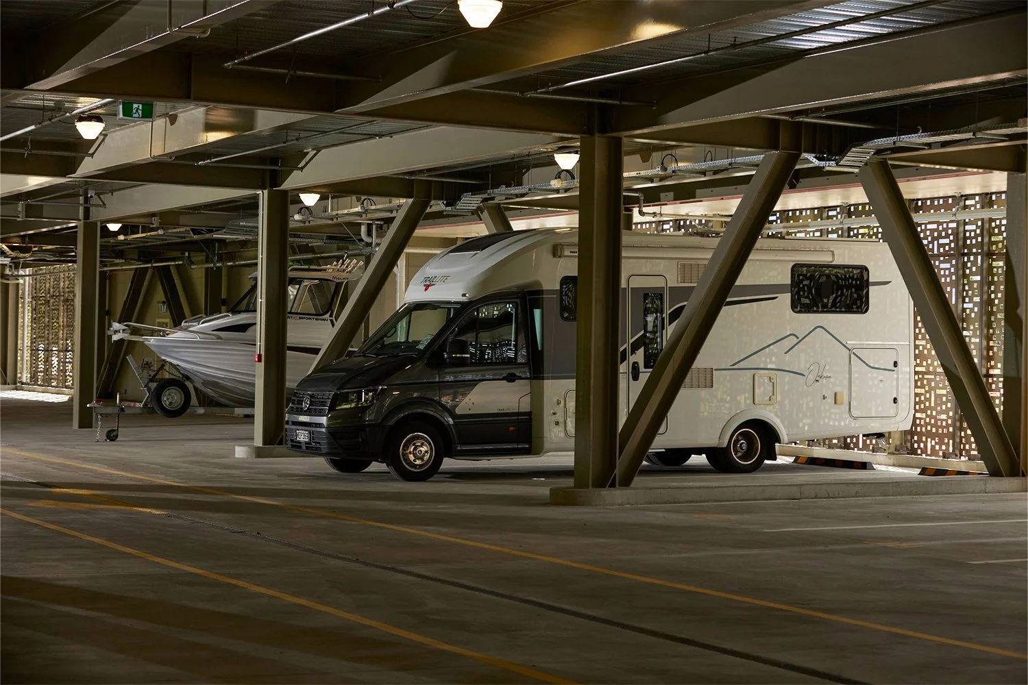 6462-The-Motor-Club-Frankton-Carpark-03-1500x1000px.jpg