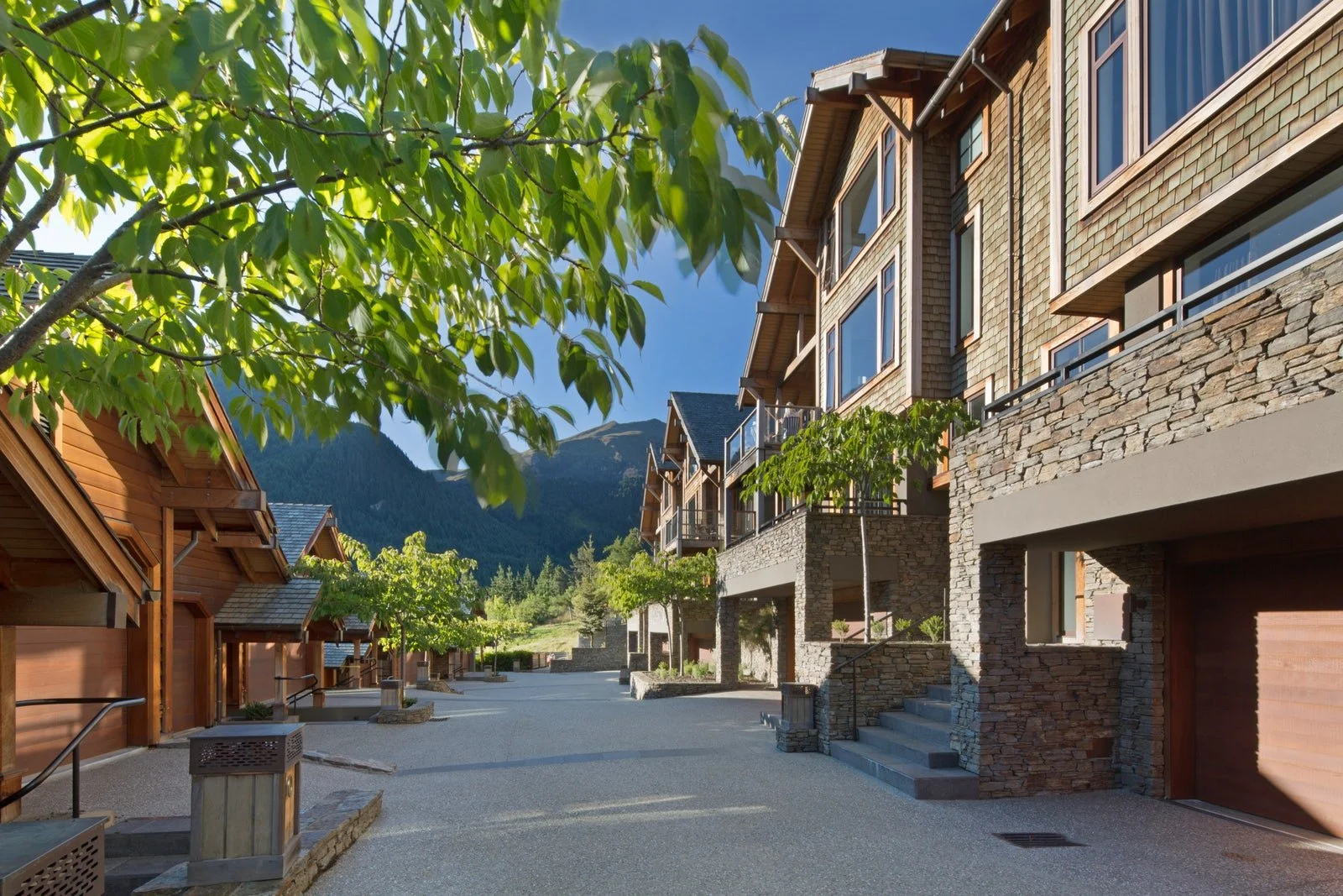 Queenstown, Apartments, Villas, Wood