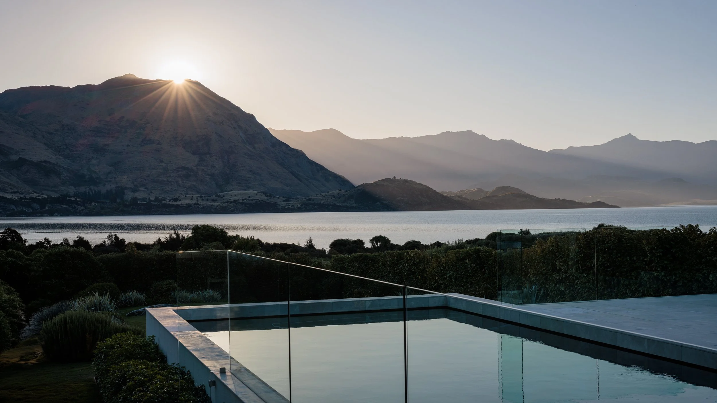 5420-Beacon-Point-Whitaker-Architects-01-2500px.jpg