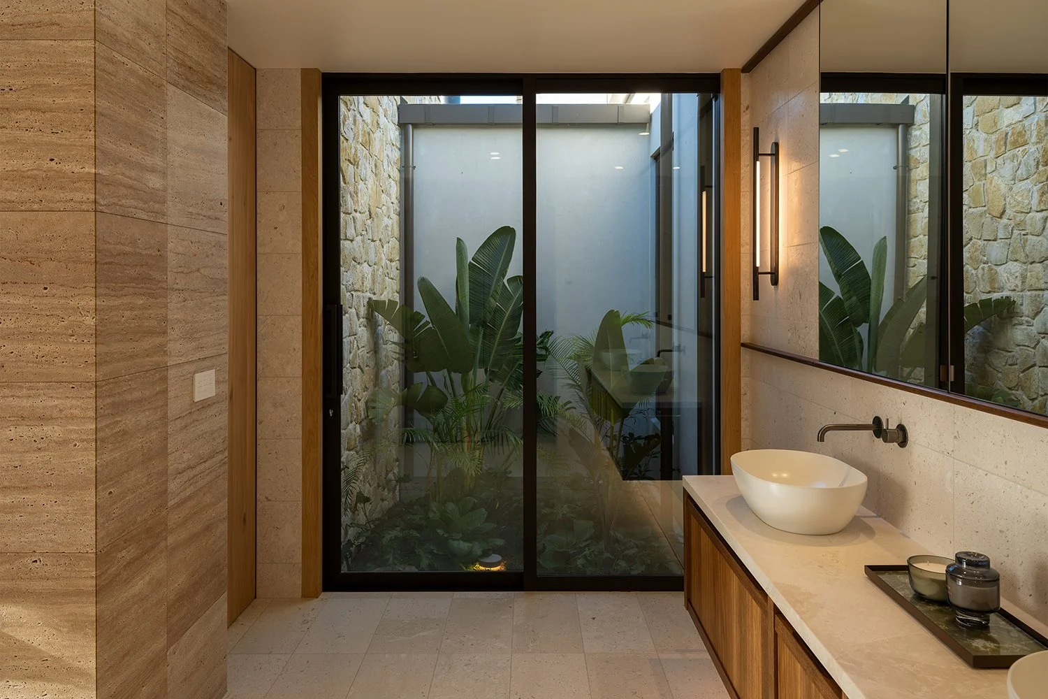 6500-Mediterranean-House-Whitaker-Architects-03-1500x1000px.jpg