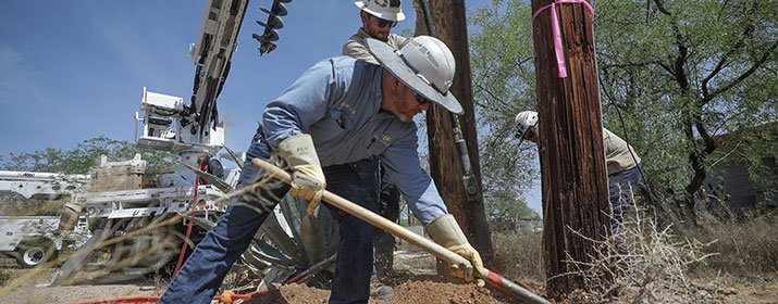 New Arizona Law Strengthens Protections for On-Duty Utility Workers