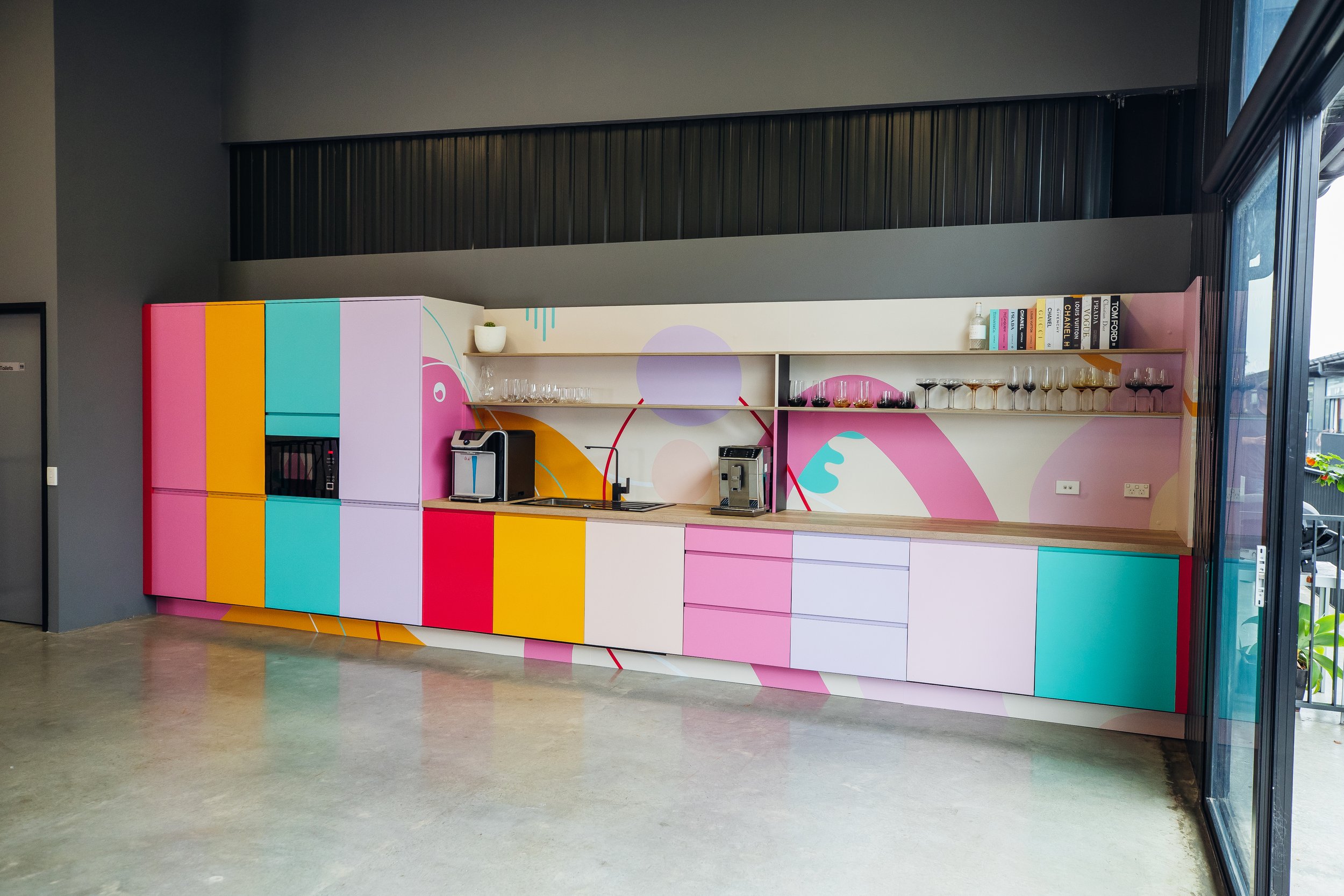 MIMMYNVOVO-STUDIO-KITCHEN-SET-AREA-7.jpg