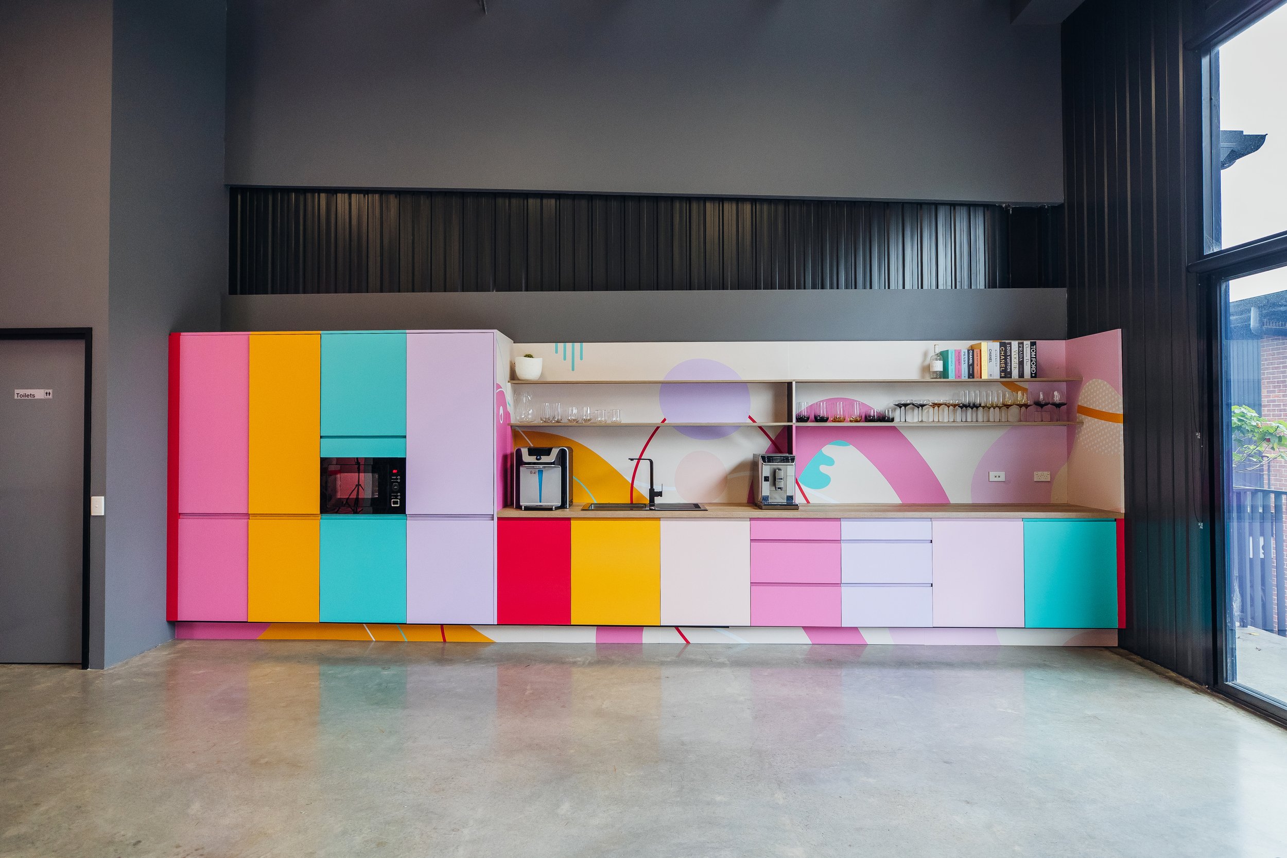 MIMMYNVOVO-STUDIO-KITCHEN-SET-AREA-4.jpg