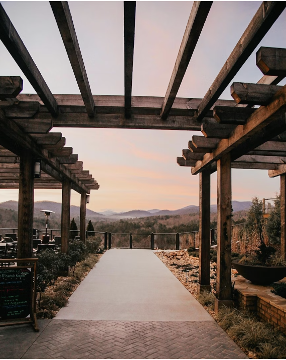 view overlooking roo mountain