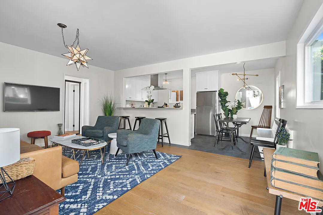 705 6th ave Venice(31).png