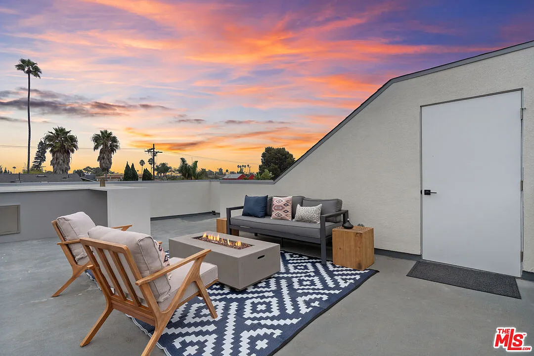 705 6th ave Venice(29).png