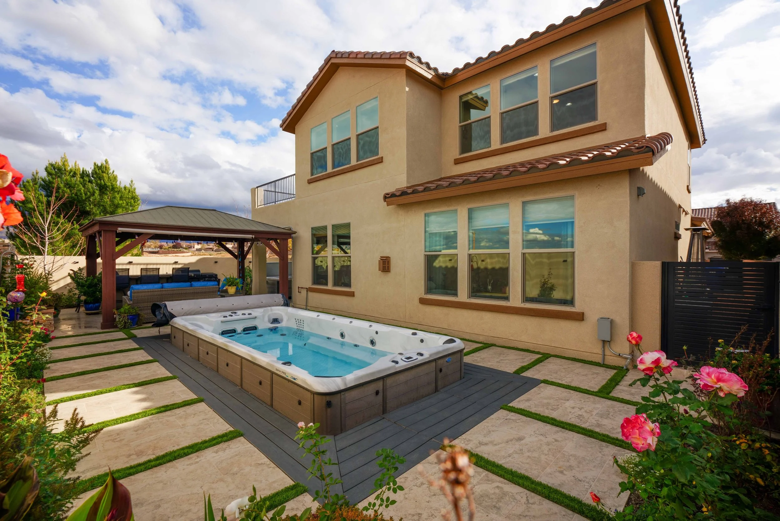 6631 Yawkey Way NE Tradition-60.jpg