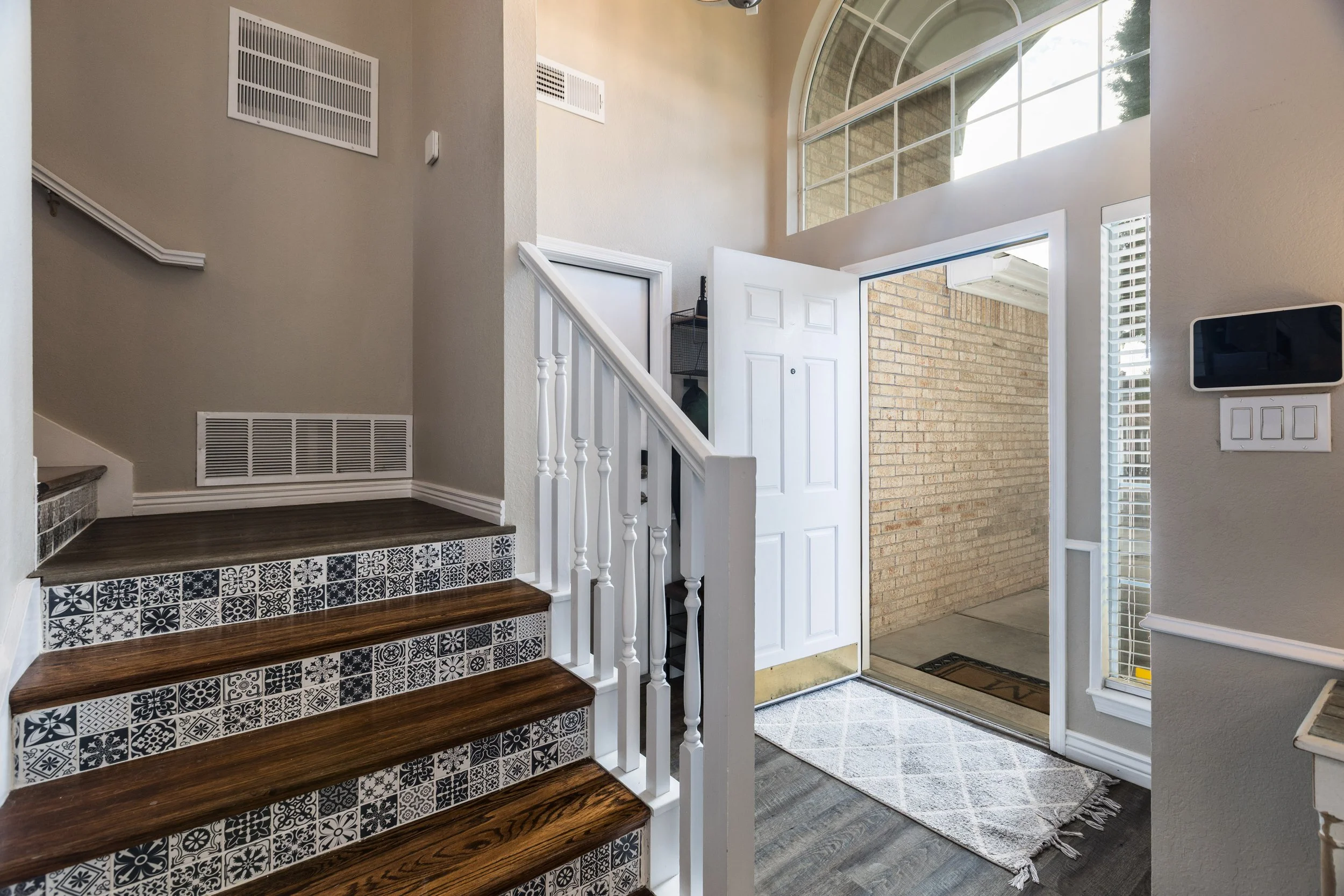 TraditionRealEstate_4304RioColoradoRoad_-2.jpg