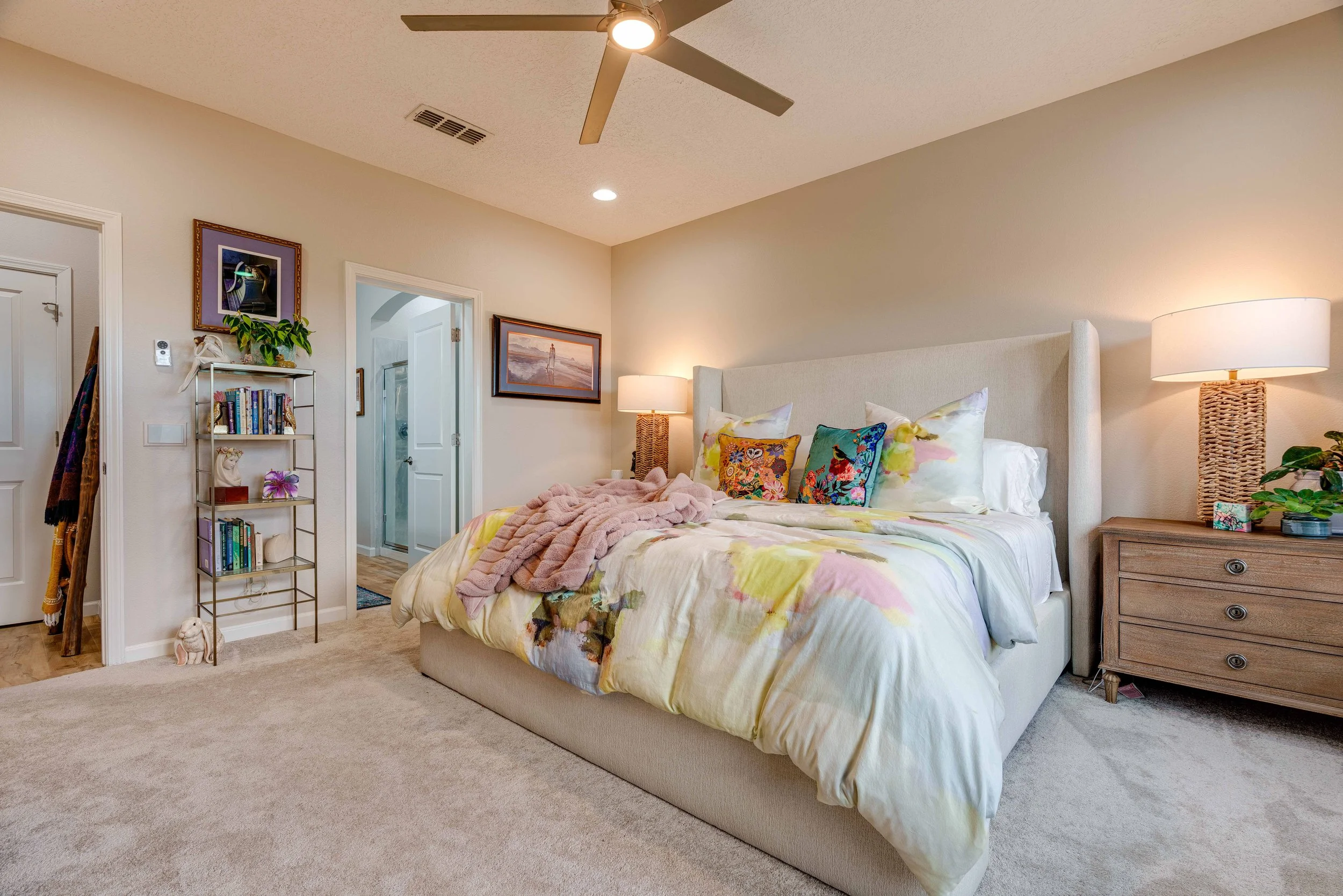 6631 Yawkey Way NE Tradition-28.jpg