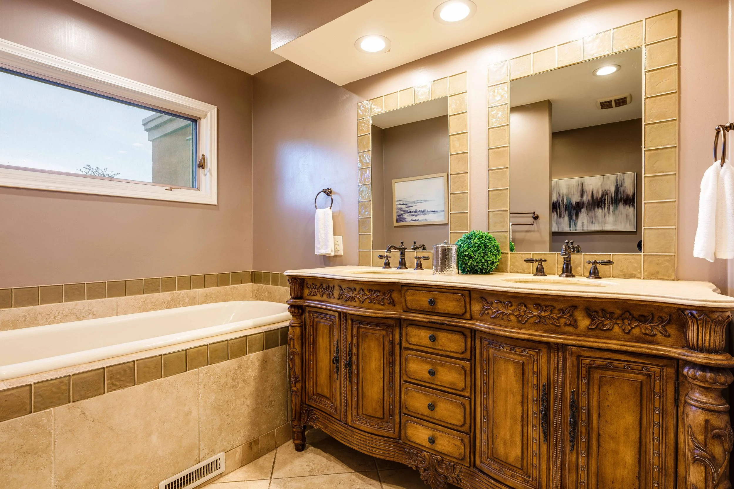 4000 Ivylawn Ct NW_Tradition-32.JPG