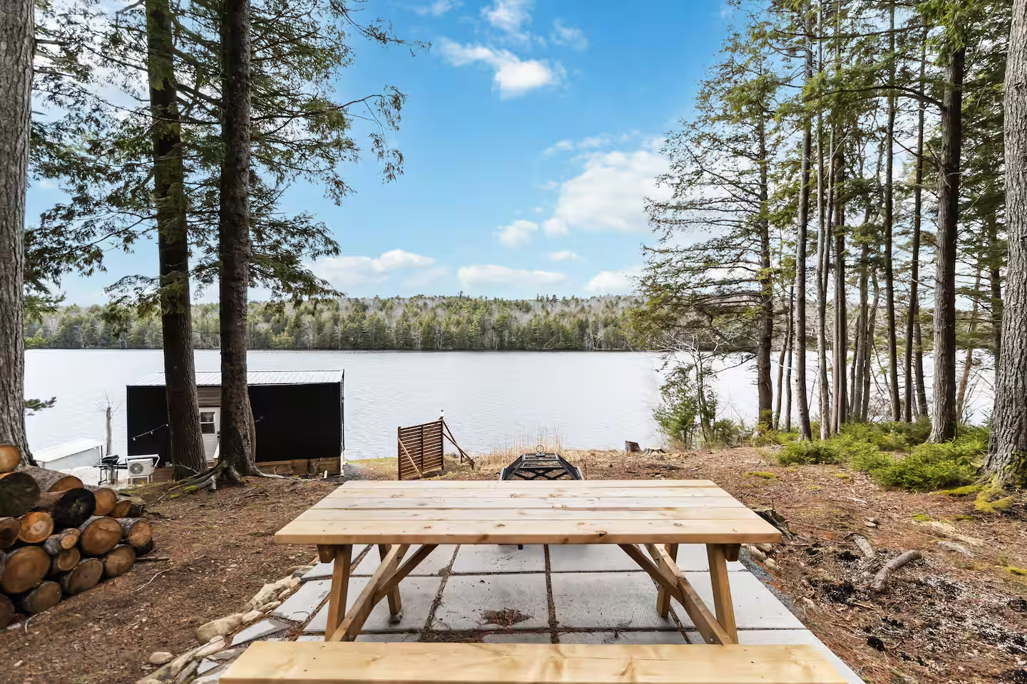 Lakeside Cottage ~ South Shore