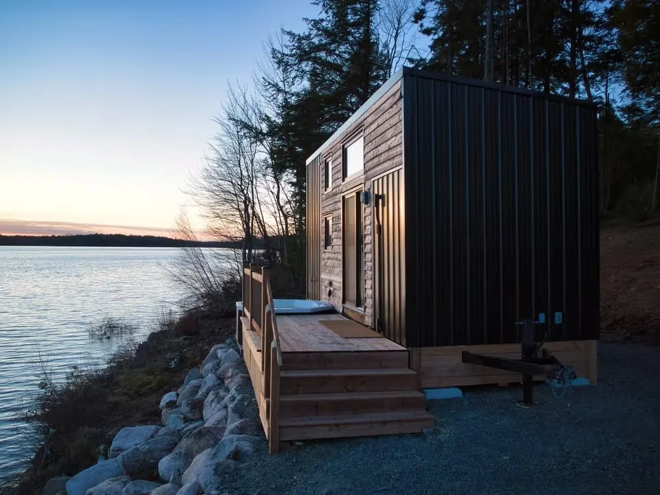 Lakeside Tiny Home ~ Maitland, Nova Scotia