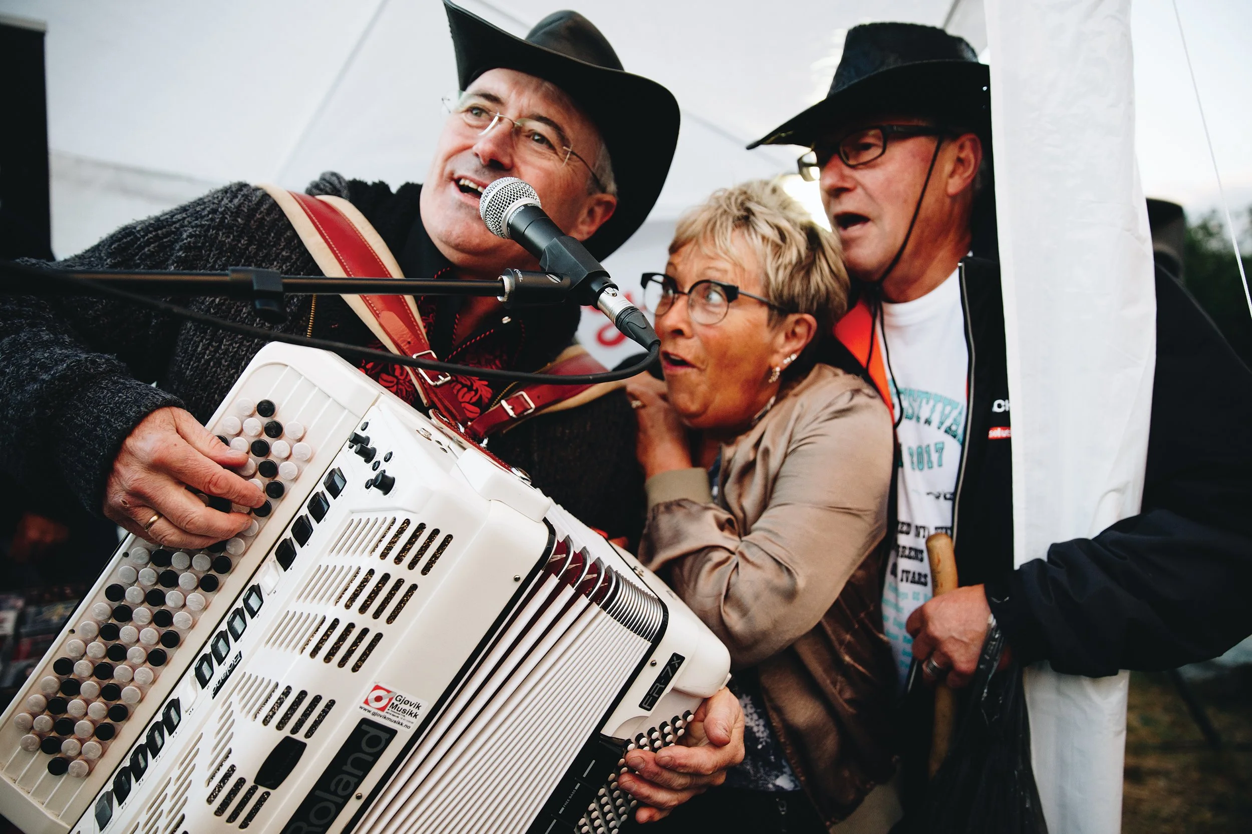 Steinar Engelbrektson and fan