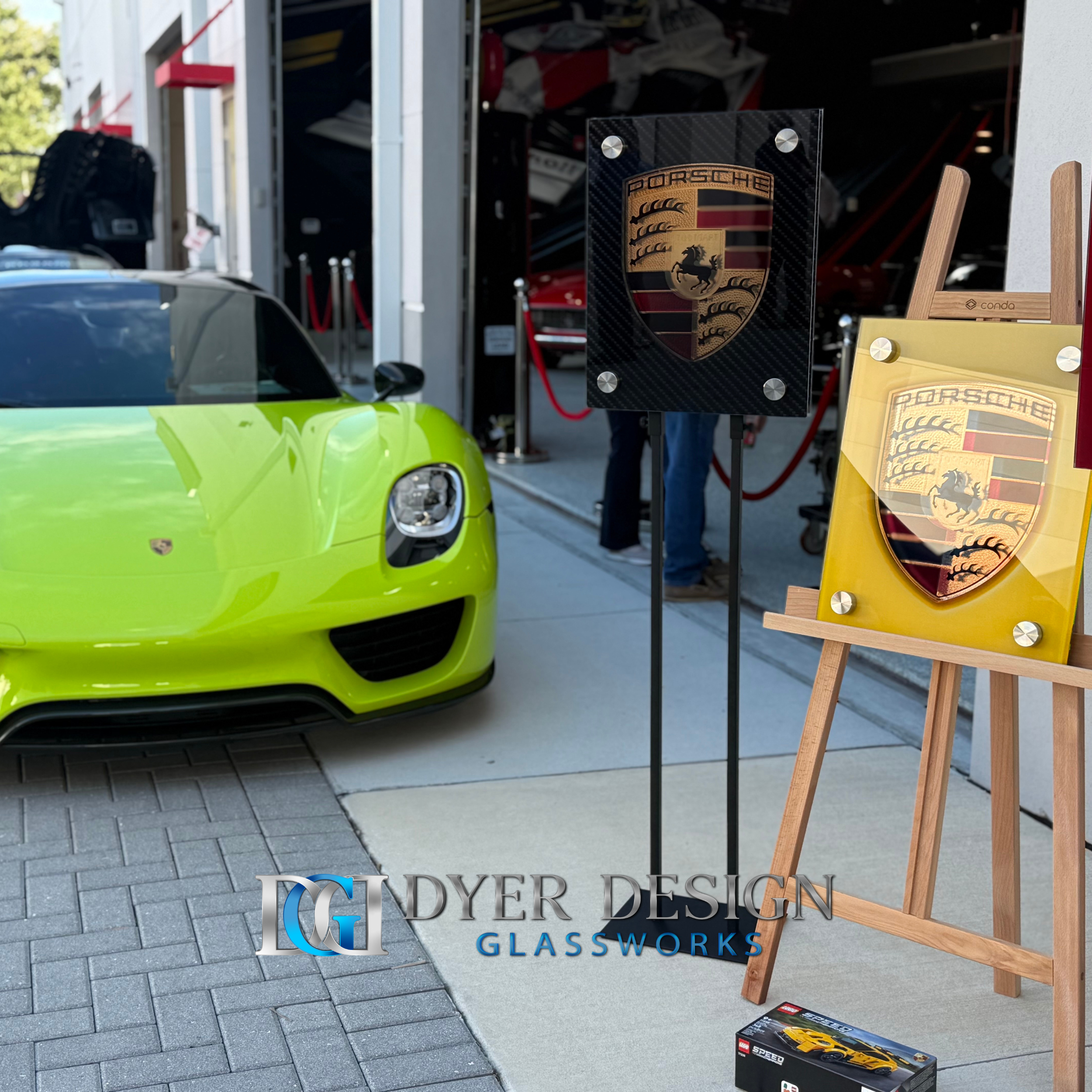 porsche-wall-art-dyer-design-glassworks - 1.png