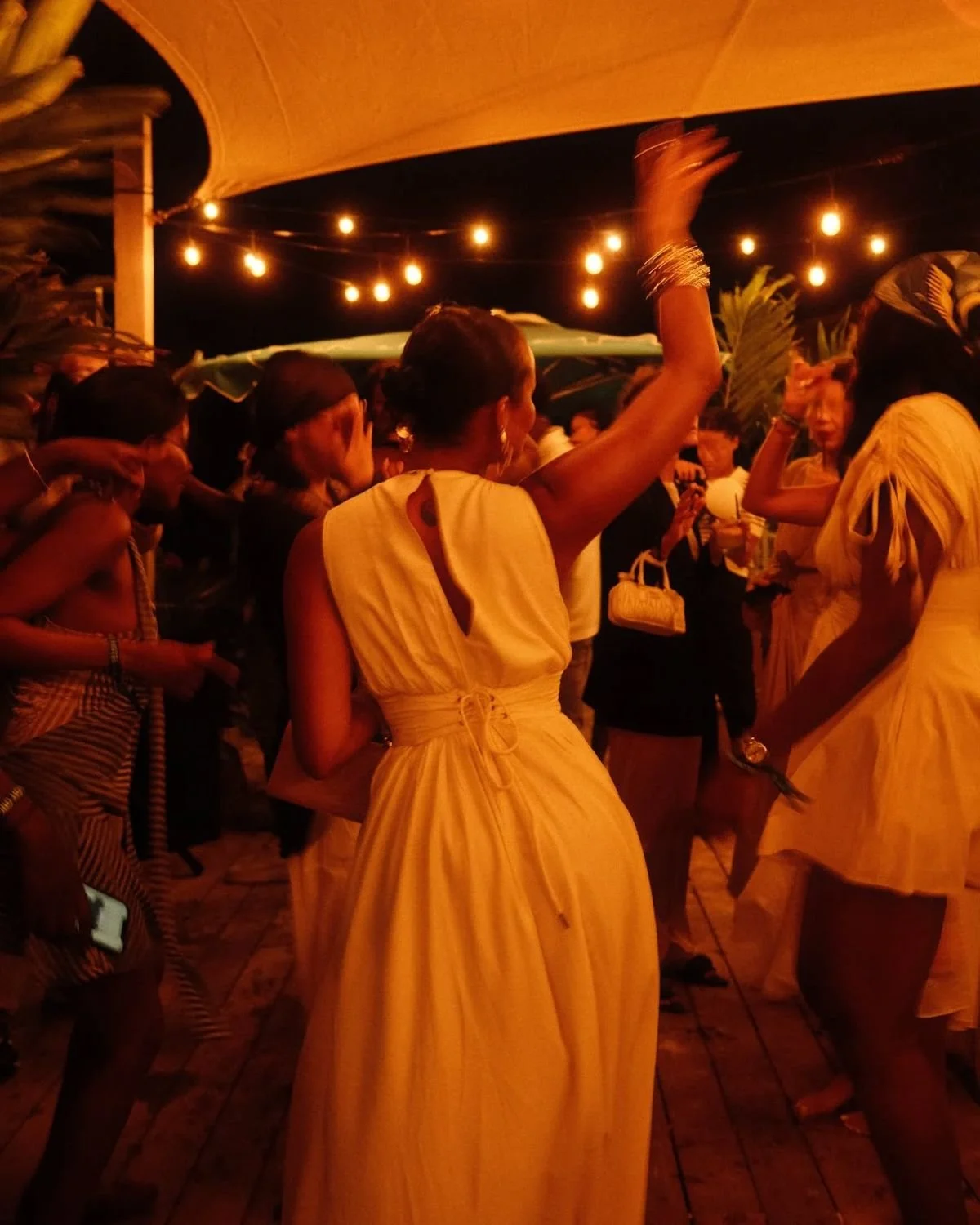 Dueto Guitarra y Voz | 45 mins.