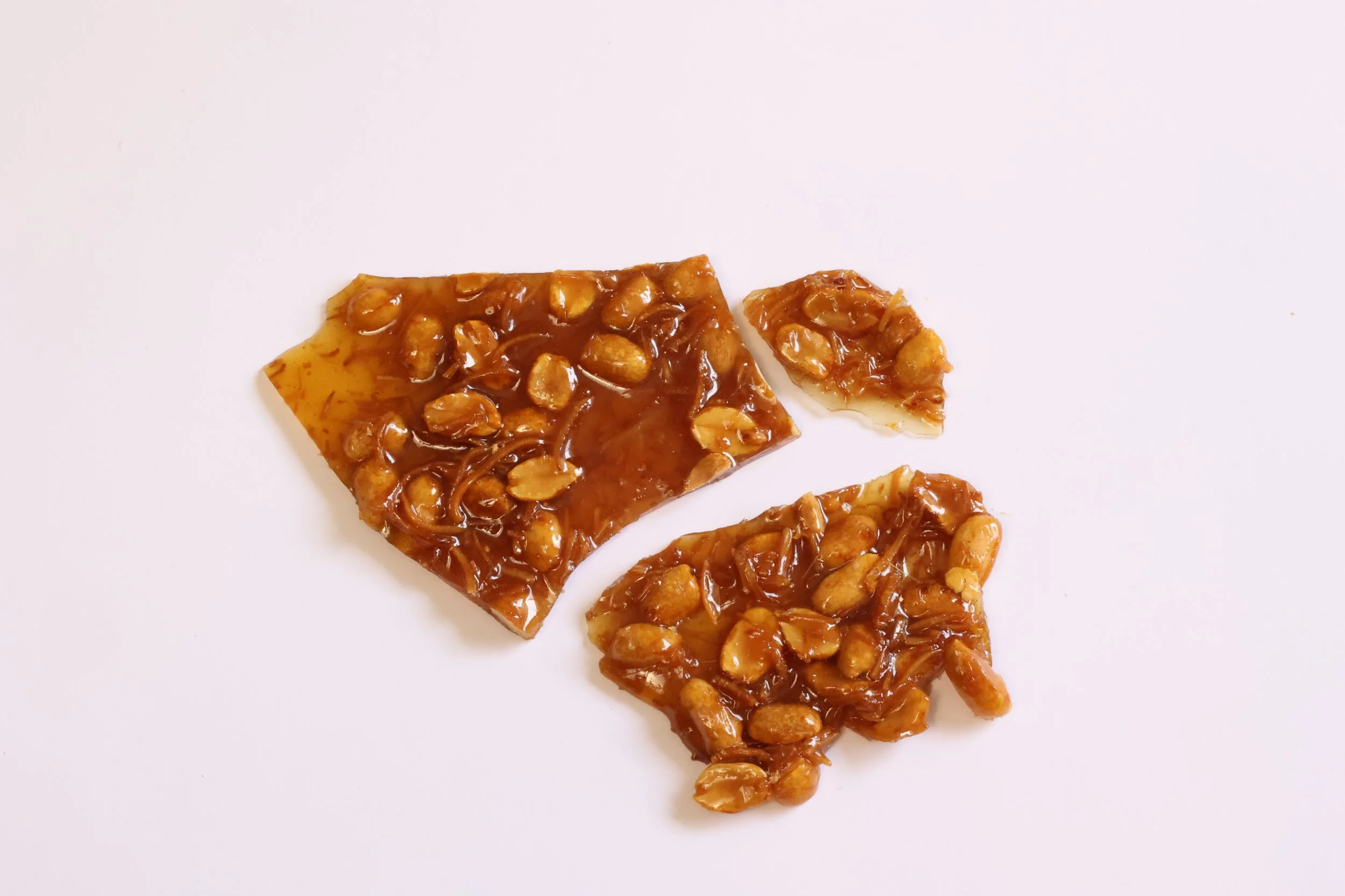 Peanut & Roasted Coconut Brittle Pieces 150g