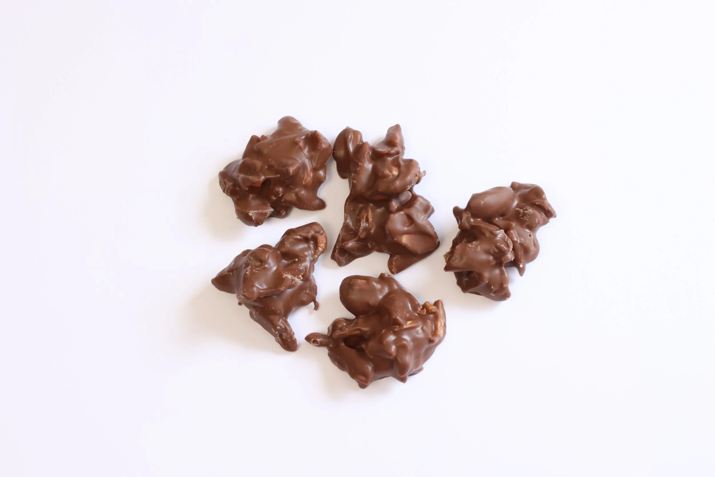 Milk Choc Apricot Almond Clusters 130g
