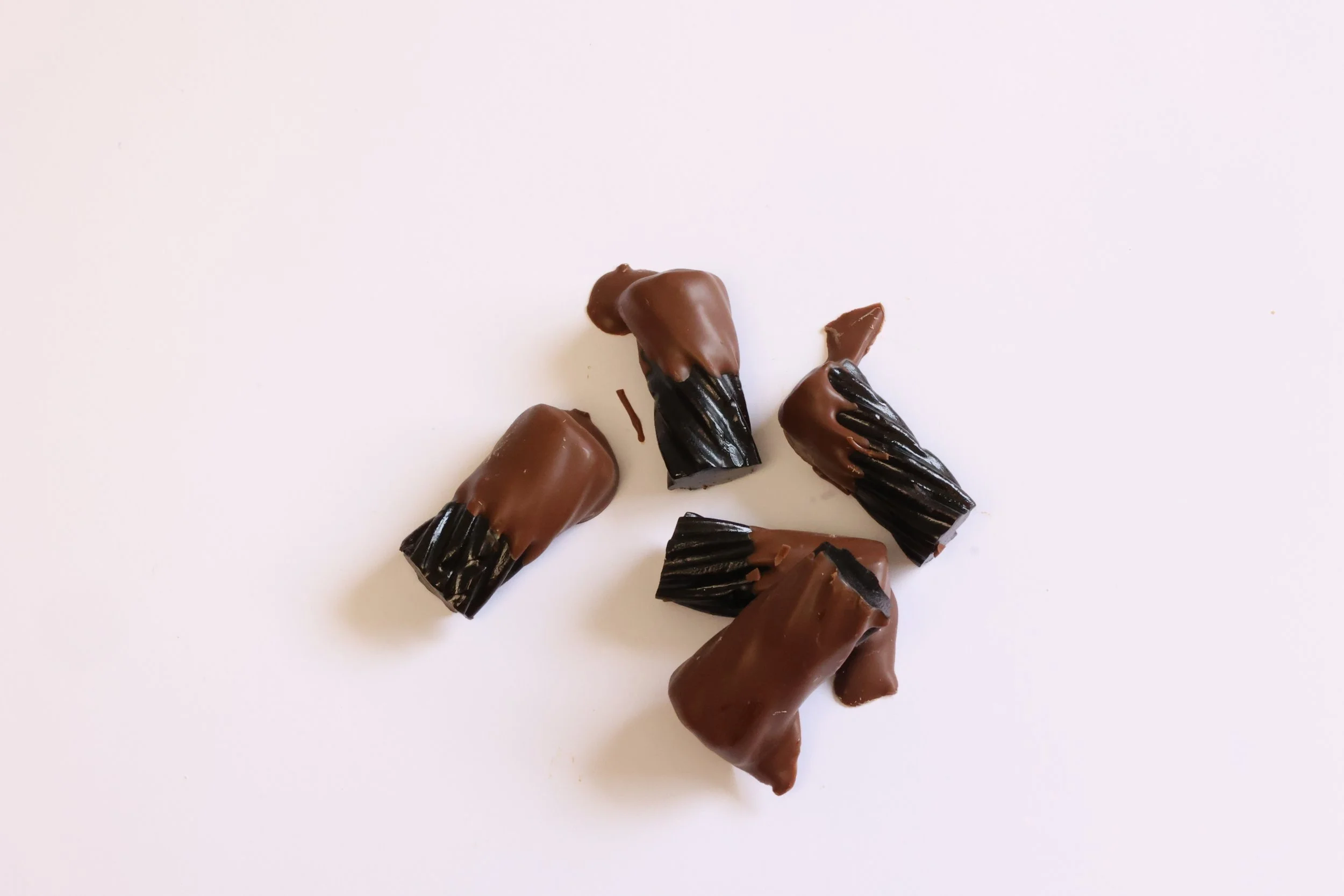Milk Choc Black Licorice 150g
