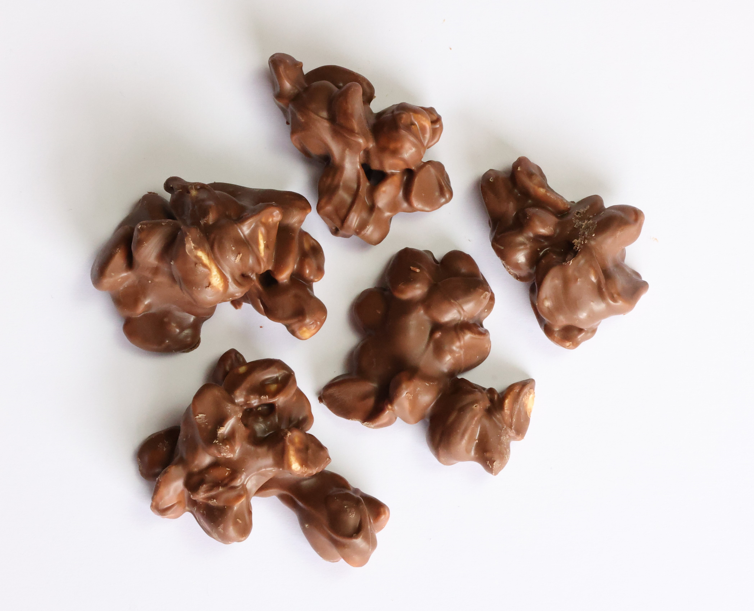 Milk Choc Peanut Clusters 130g