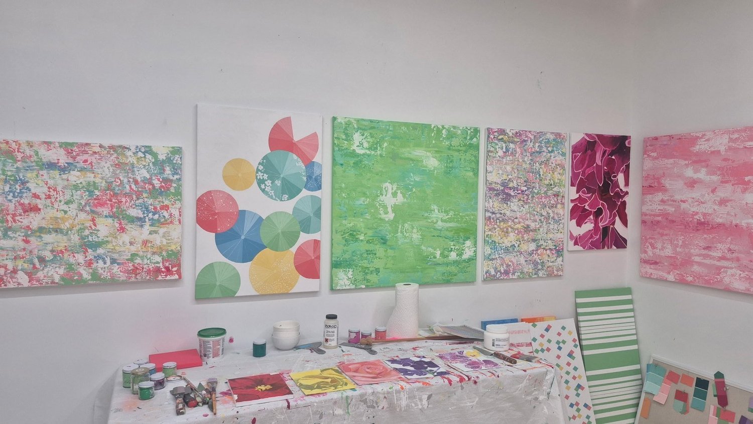 Installation view of Manicured Liberation by Vassa Sproull at Gallery 874