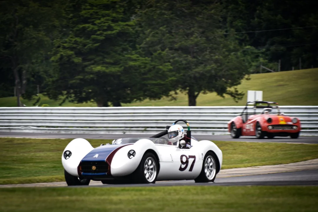 White 97 in Turn 1.jpg