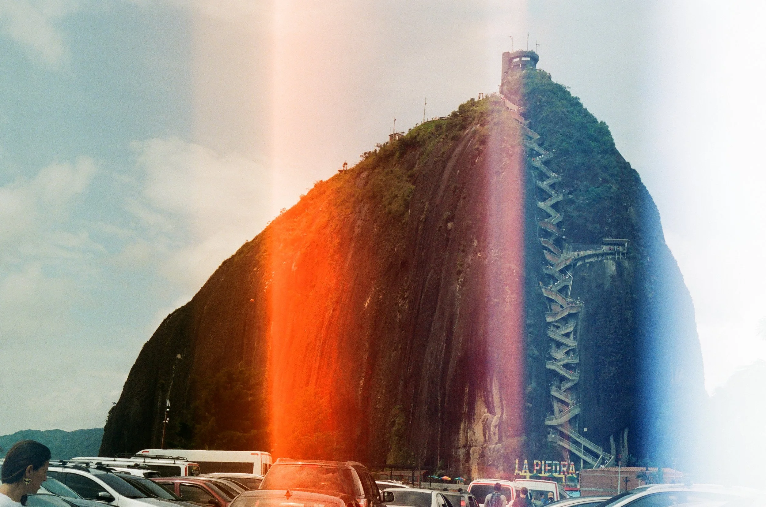 Guatapé ft Light Leak