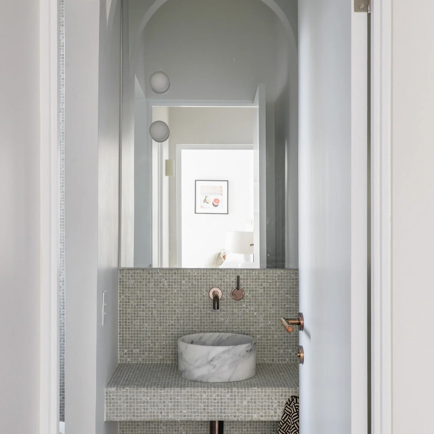 A few favourite bathrooms from across the years 🛁

Different homes, different briefs &mdash;
but a consistent preference for natural materials that age well and don&rsquo;t date quickly.

Woollahra &ndash; green powder room with arches Photgraphy @d