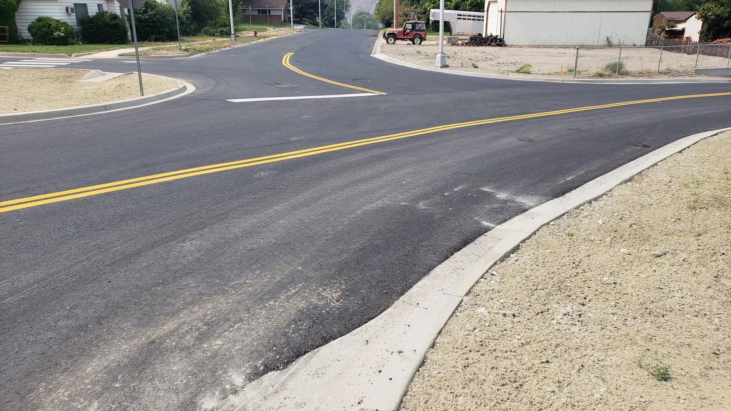 Castle Avenue Sidewalk