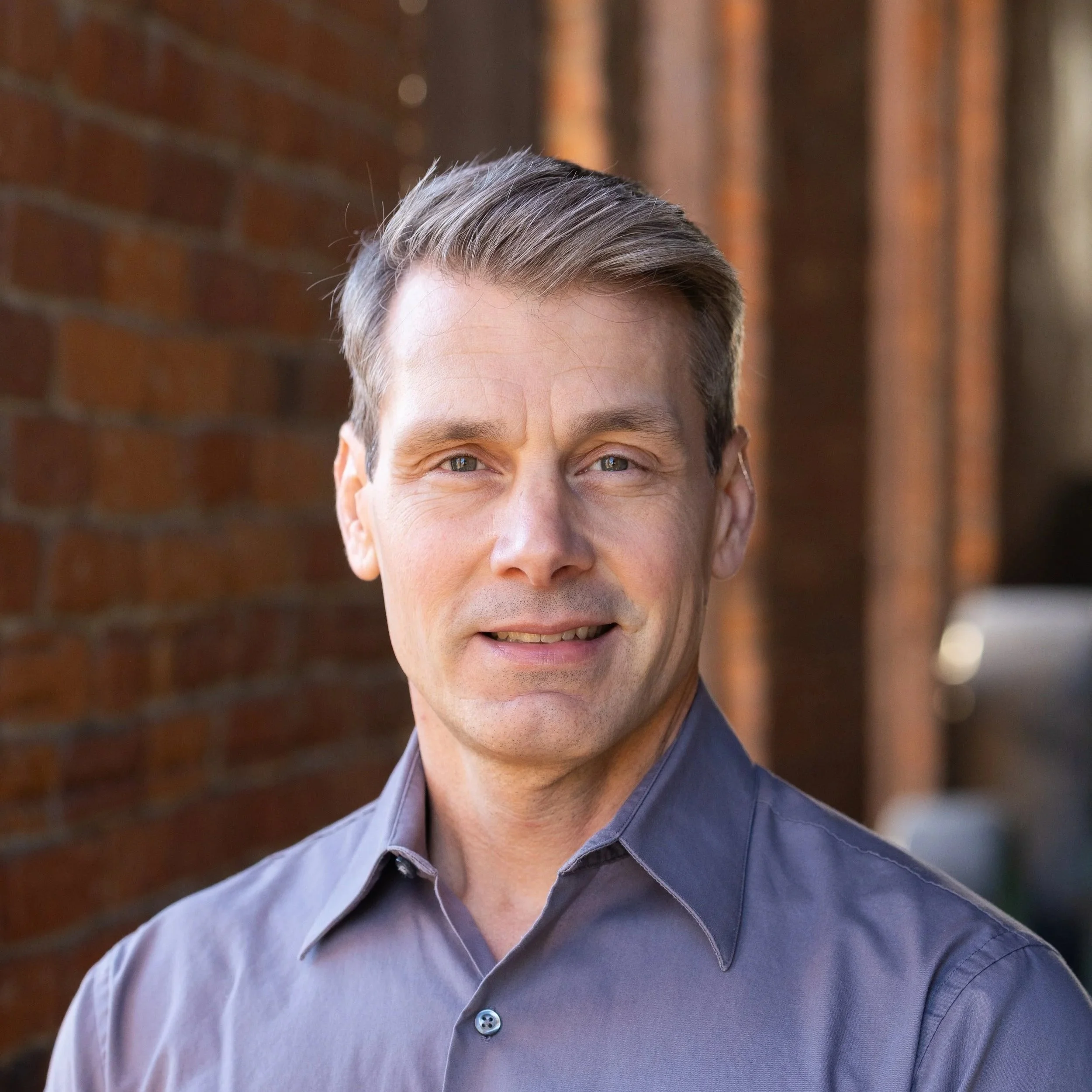 Varela Engineering & Management Principal Engineer providing leadership in civil engineering.