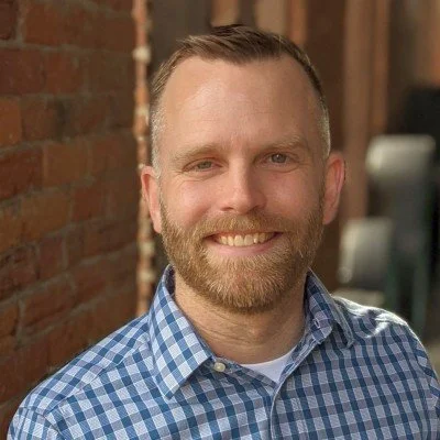 Varela Engineering & Management leadership team member showcasing professional engineering experience.