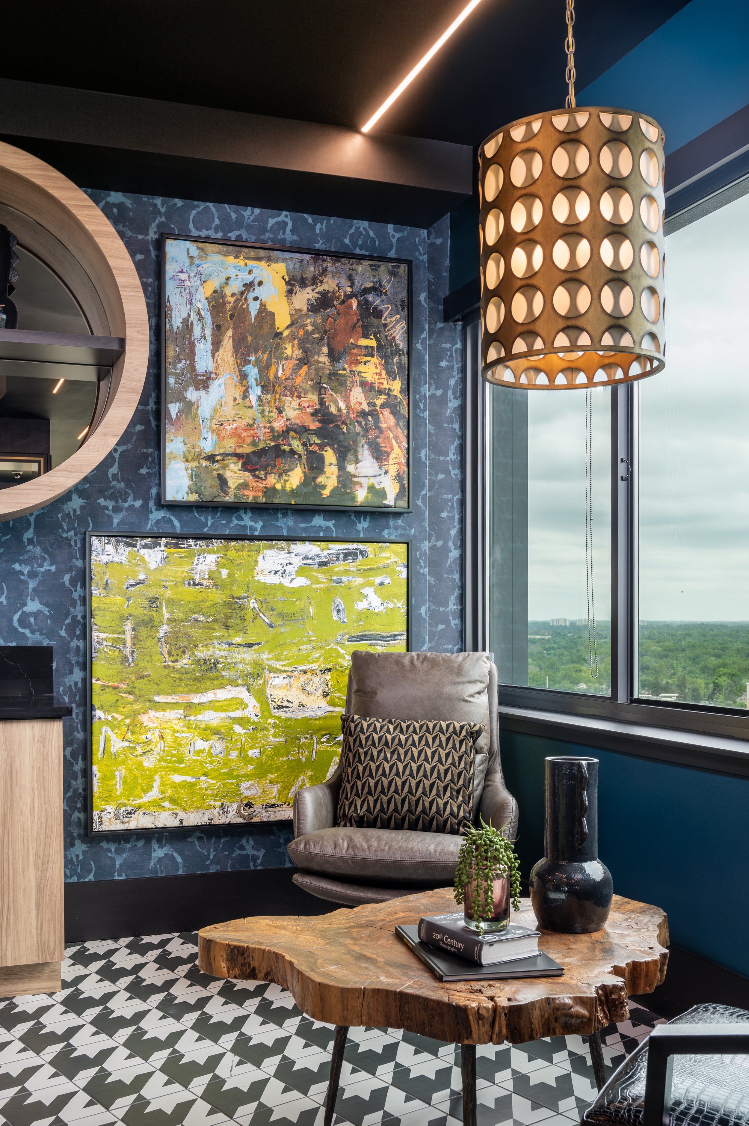 ELEVEN55 SKYLOUNGE BAR.jpg