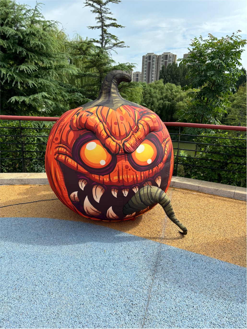 Customized inflatable models in cartoon style