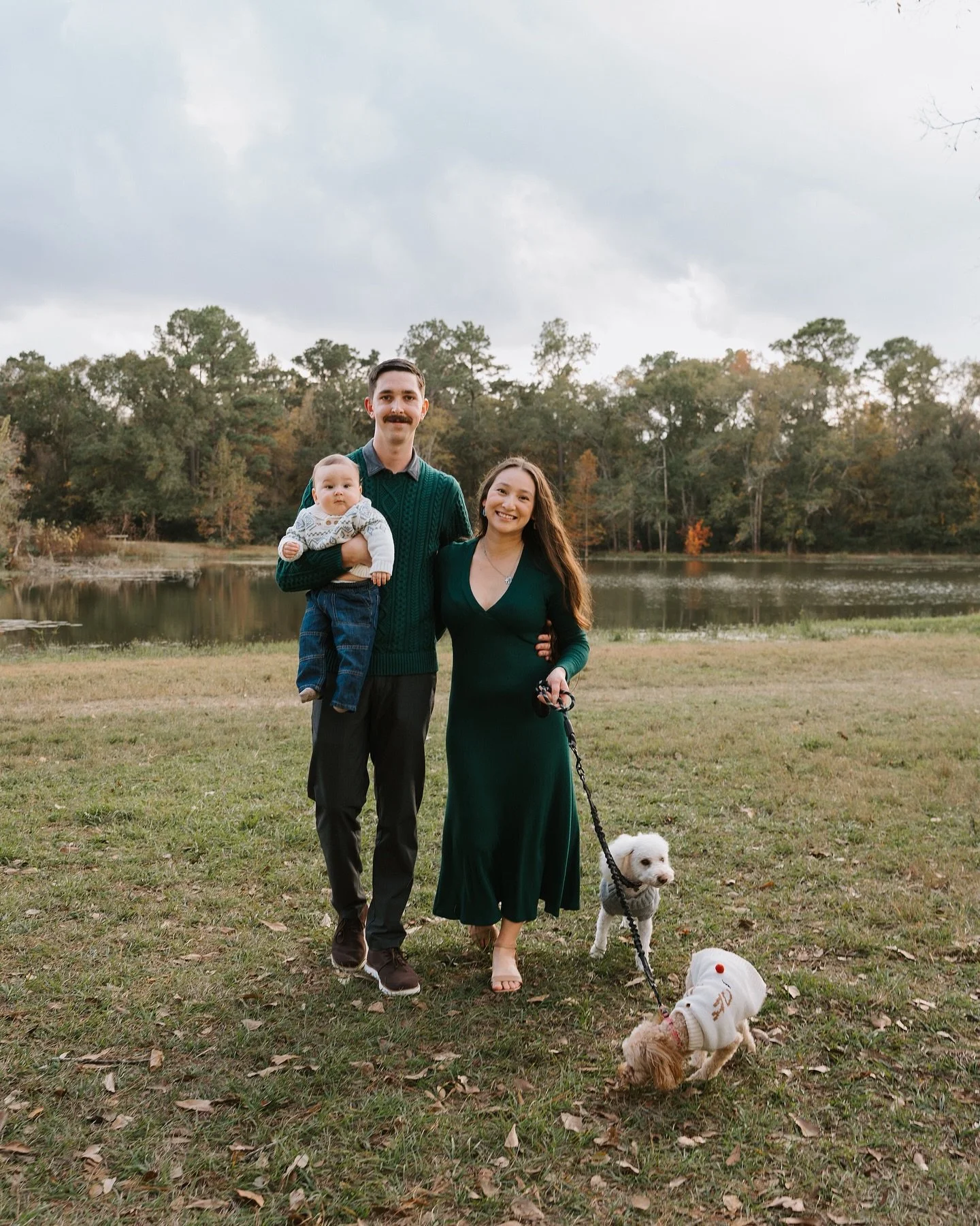 Where love lives and memories grow.
.
.
.
.
.
.
.
.
.
.
.
#springtx #springtxphotographer #houston_photographers