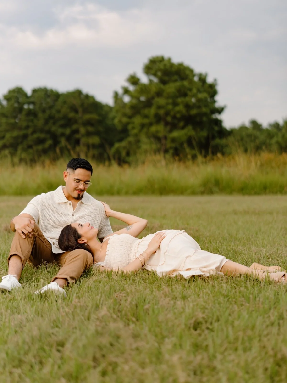 Every love story deserves to be remembered.
A few of my favorite moments from this beautiful engagement session. 🤍

I can&rsquo;t wait for your wedding! 

#HoustonPhotographer #EngagementSession #CouplesPhotography #TexasPhotographer #EngagementPhot