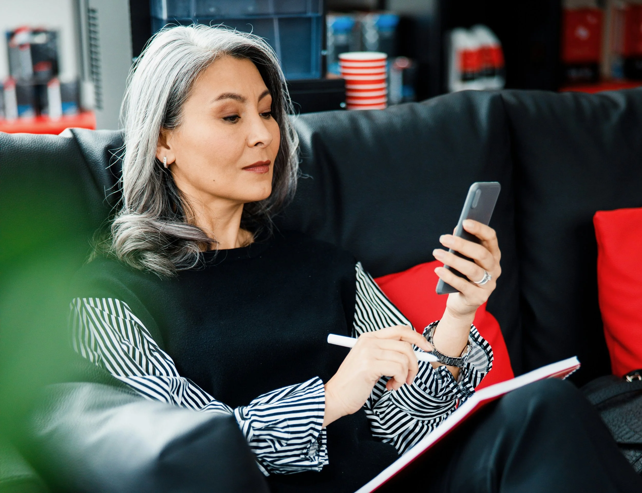 How to Maintain Gray Hair After Blending (Without Purple Shampoo Overload)
