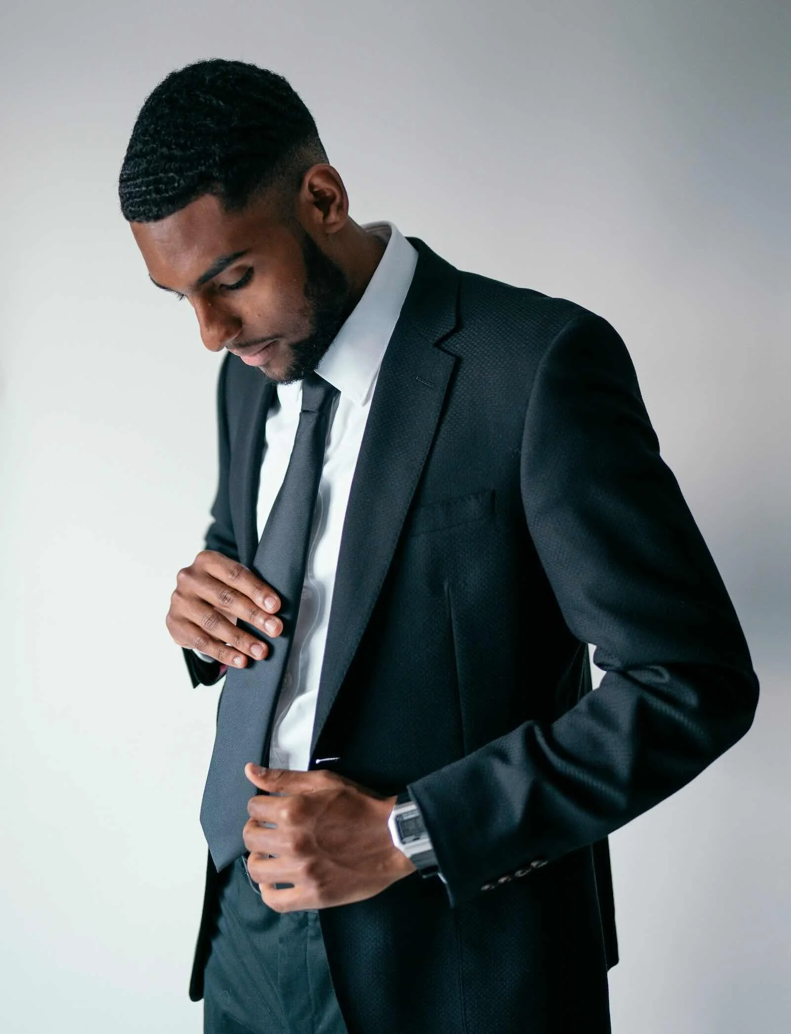 The Man in the Mirror: Skincare, Grooming, and the Quiet Shift Nobody's Announcing