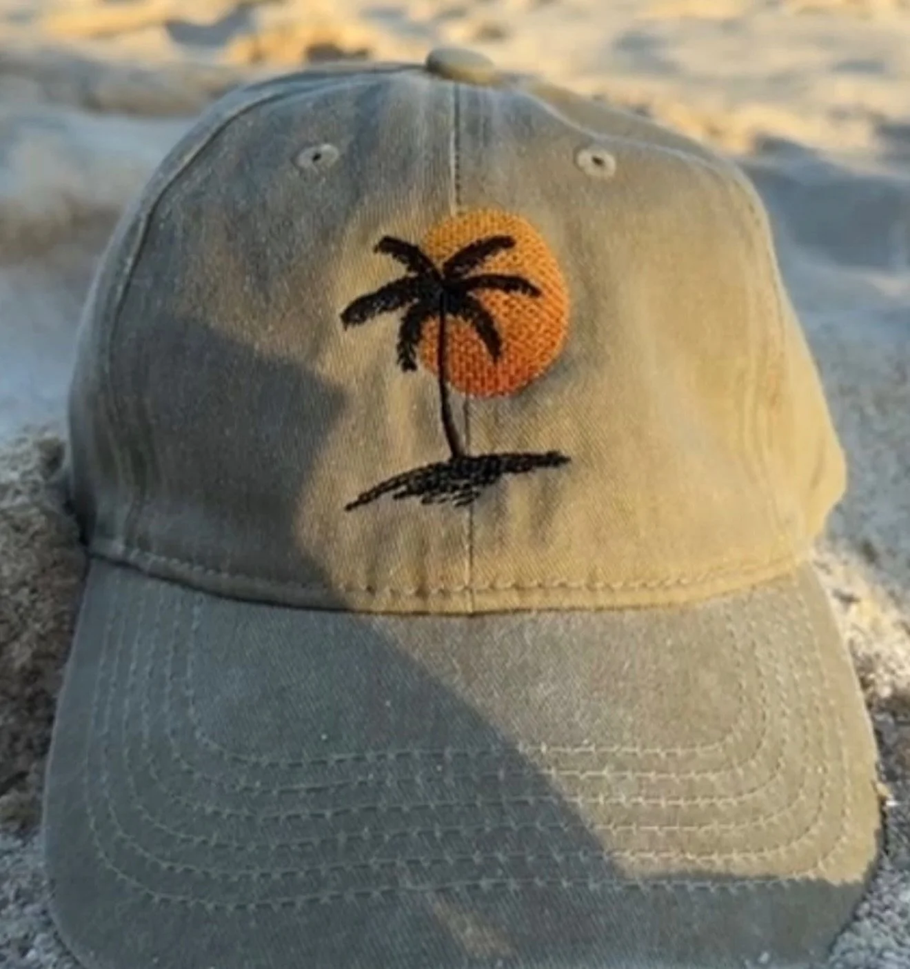 If your displays don&rsquo;t say &ldquo;vacation mode,&rdquo; you&rsquo;re leaving money on the table.
Our collections are built to stop tourists in their tracks and send them to the checkout.