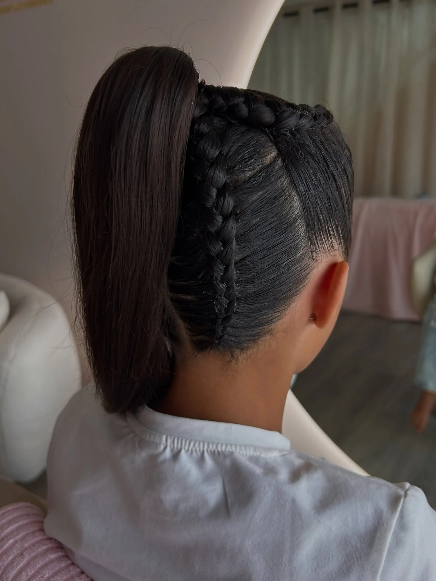 Our favourite school hair 🤍

✨ &lsquo;The Alannah&rsquo; (Two Top, Two Underneath)
☁️ Gregory Hills, NSW

Prior to booking please visit www.madsbeautybar.com 

Find all availability and reviews on our online platform, no message requests needed! htt