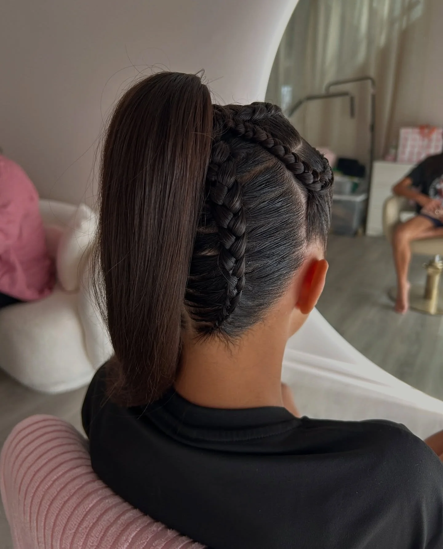 ⭐️⭐️⭐️

✨ Four Top, Two Underneath
☁️ Gregory Hills, NSW

Prior to booking please visit www.madsbeautybar.com 

Find all availability and reviews on our online platform, no message requests needed! https://www.fresha.com/a/mads-beauty-bar-gregory-hil