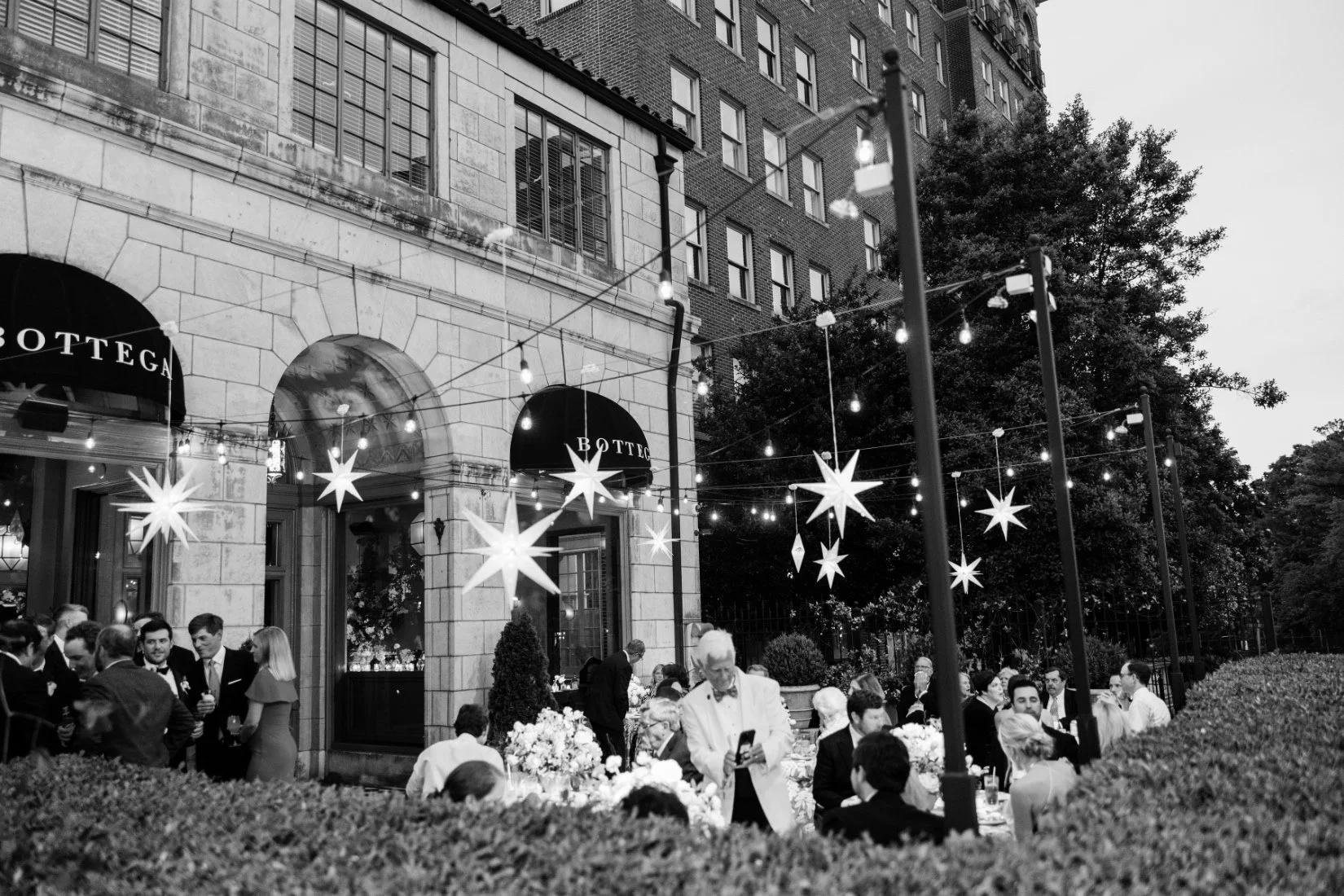 M&DWedding_1190bw.jpg