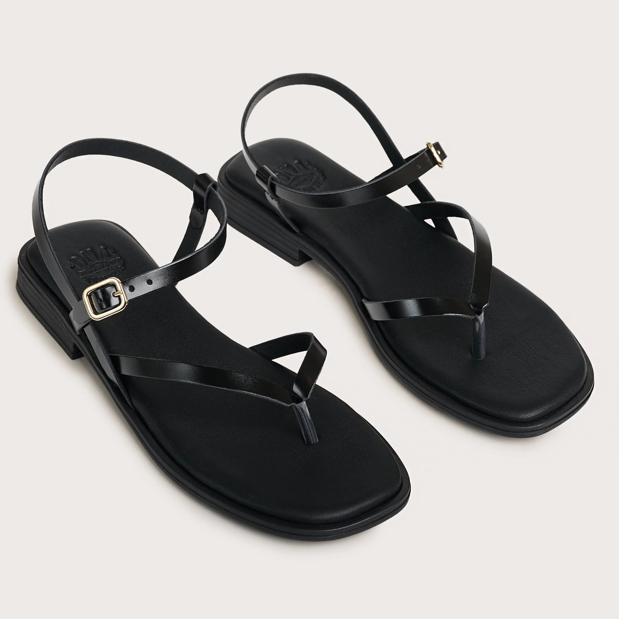 DNA RIVERCREST - BLK WOMENS8580.jpg