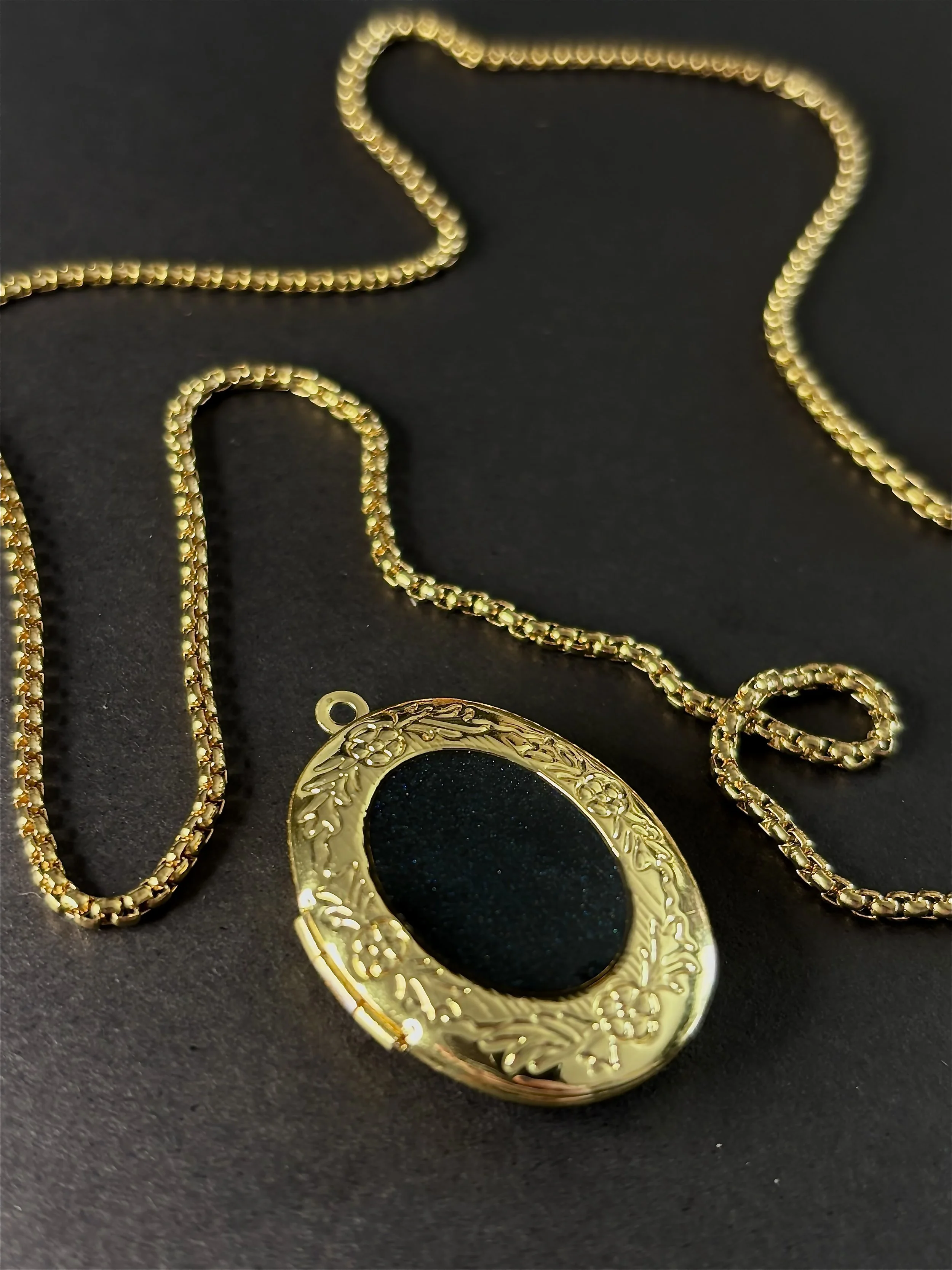 Dainty Oval Locket
