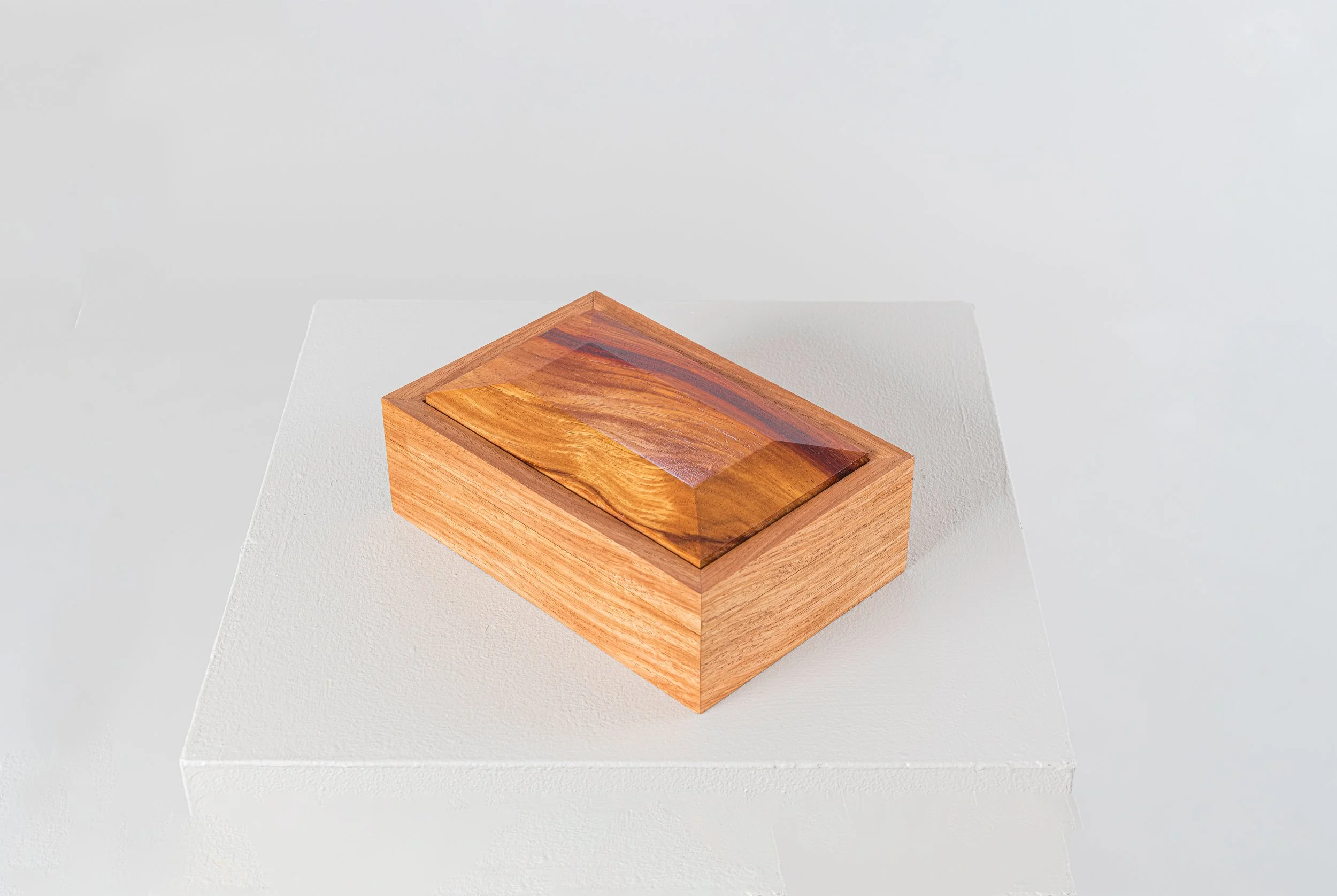 KeepsakeBoxClosed.jpg